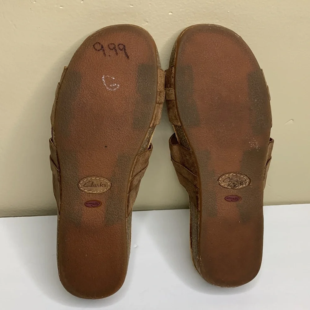 Clarks casual distressed
